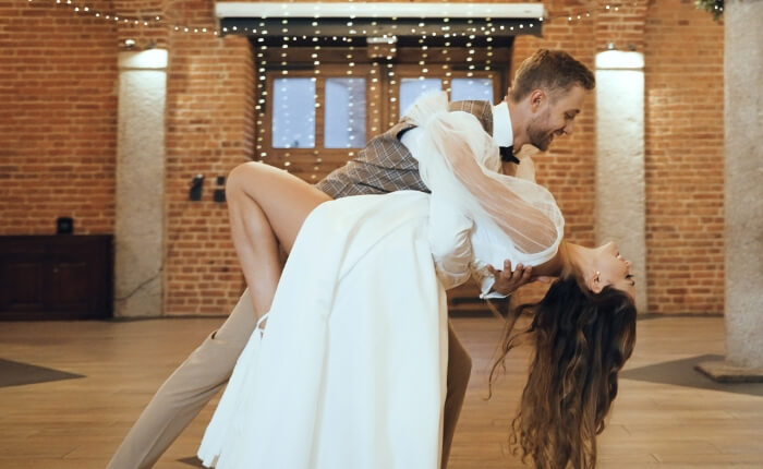 You're Still The One - Teddy Swims choreografia na pierwszy taniec online